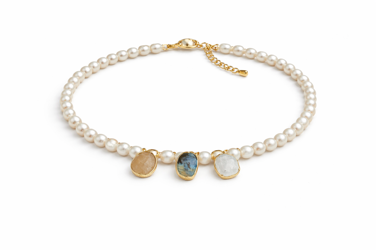 3 Charm Pearl Necklace