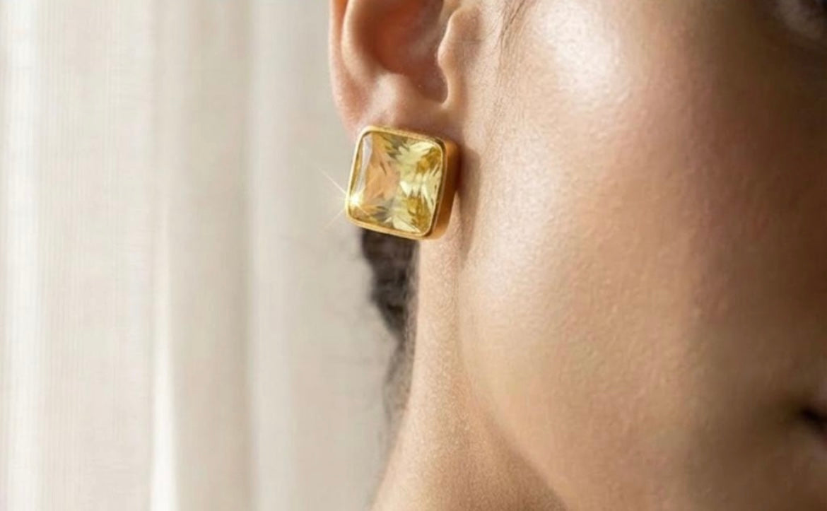 Citrine Stud